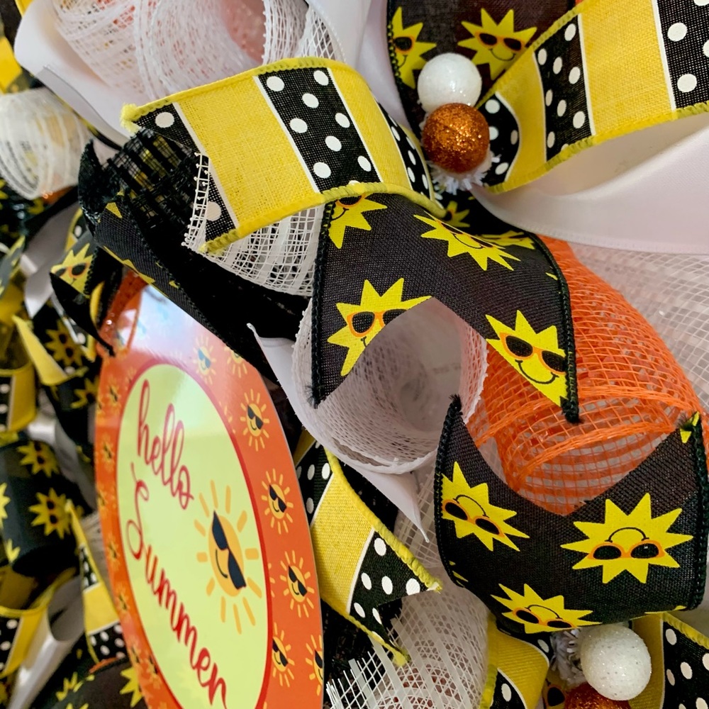 Deco mesh Summer sunshine wreath - Picture 7 of 8